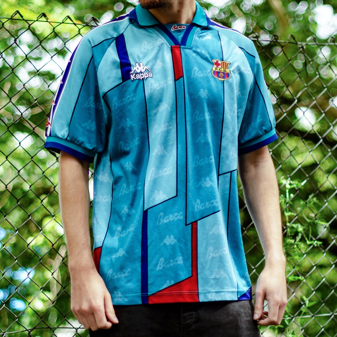 Allieret vej forum Classic Football Shirts on Twitter: "Barcelona 95-97 away by Kappa  Available now here - https://t.co/Zi0gNCFdfk https://t.co/TXCisTxtgc" /  Twitter