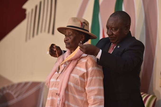 ATHI GELEBA 🇿🇦 tweet media