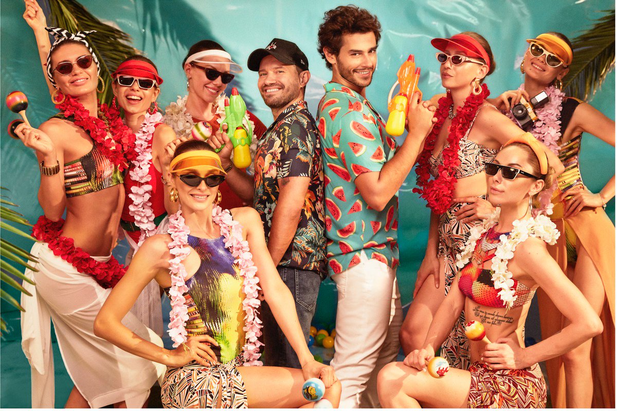 Cem Belevi'nin klibinde, Ozan Doğulu Kraliçe Elizabeth oldu! deepiletisim.com/cem-belevinin-… <a href="/CemBelevi/">Cem Belevi</a>