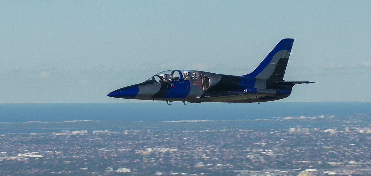 FlyingFeatures's tweet image. Everyday we get to fly is a great day. Any day we get to chase jets around is even better.
🚁🎥🛩🔥
#aerialfilming #airtoair #l39 #h125 #setlife #behindthescenes #cinematography #settingthestandard #gyrostabilized #film #helicopter #jet #sydney #nsw #l39albatros #aviationlovers