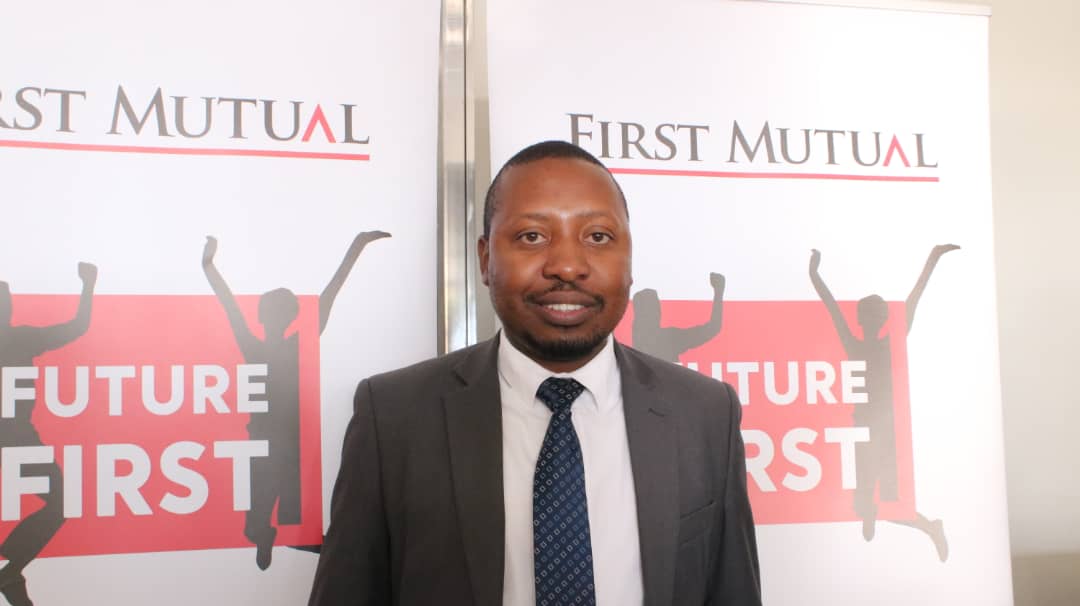 FutureFirstZW's tweet photo. How To Become An Entrepreneur:
a) Identify your talents, gifts and hobbies.
b) Perfect them with continuous learning.
c) Learn how to monetise.
d) Add an online flair.

 - Entrepreneurship presentation by Simbarashe Musukumidzwa

#FutureFirst
#FinancialLiteracy
#MyFinancialFuture https://t.co/X9eDSgdcHL