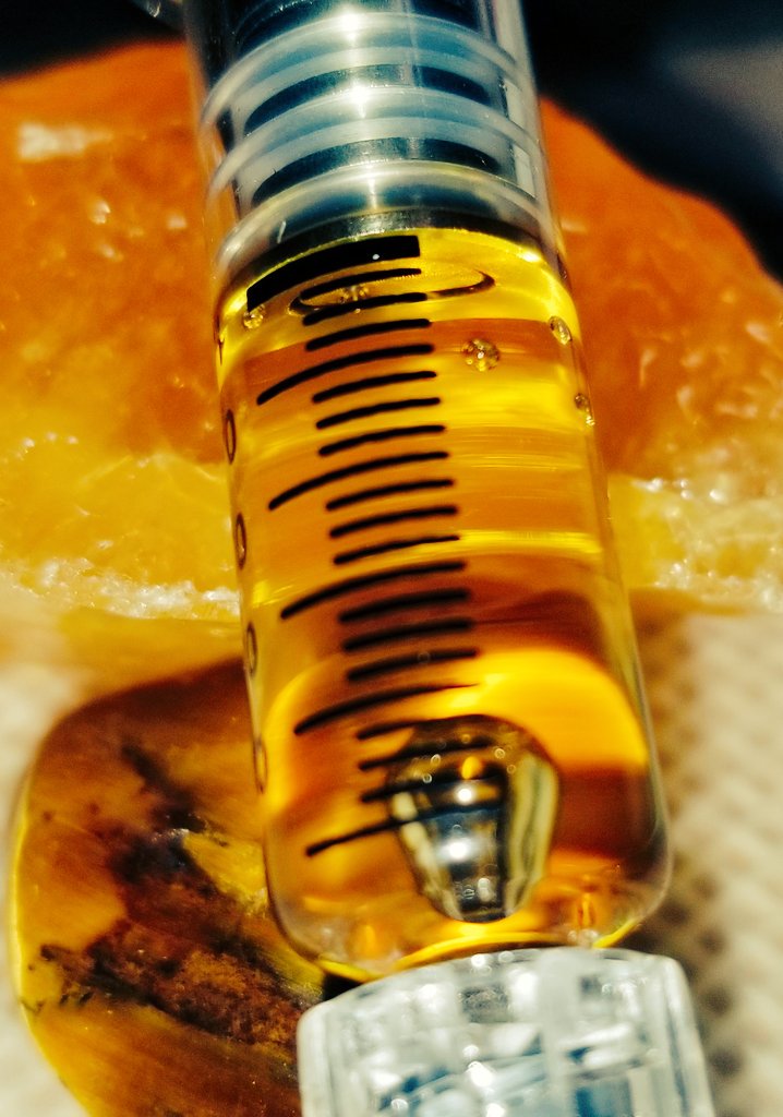 TheFLweed's tweet photo. #710dabs #710kingpen #710nation #710dab #hightimes #dabsallday #marihuana #ilovedabs #heady #dabsdaily #ifb #weedculture #concentrate #dabs #710 #weednation #710life #cannaculture #marihuana https://t.co/EXzrpHYrJy