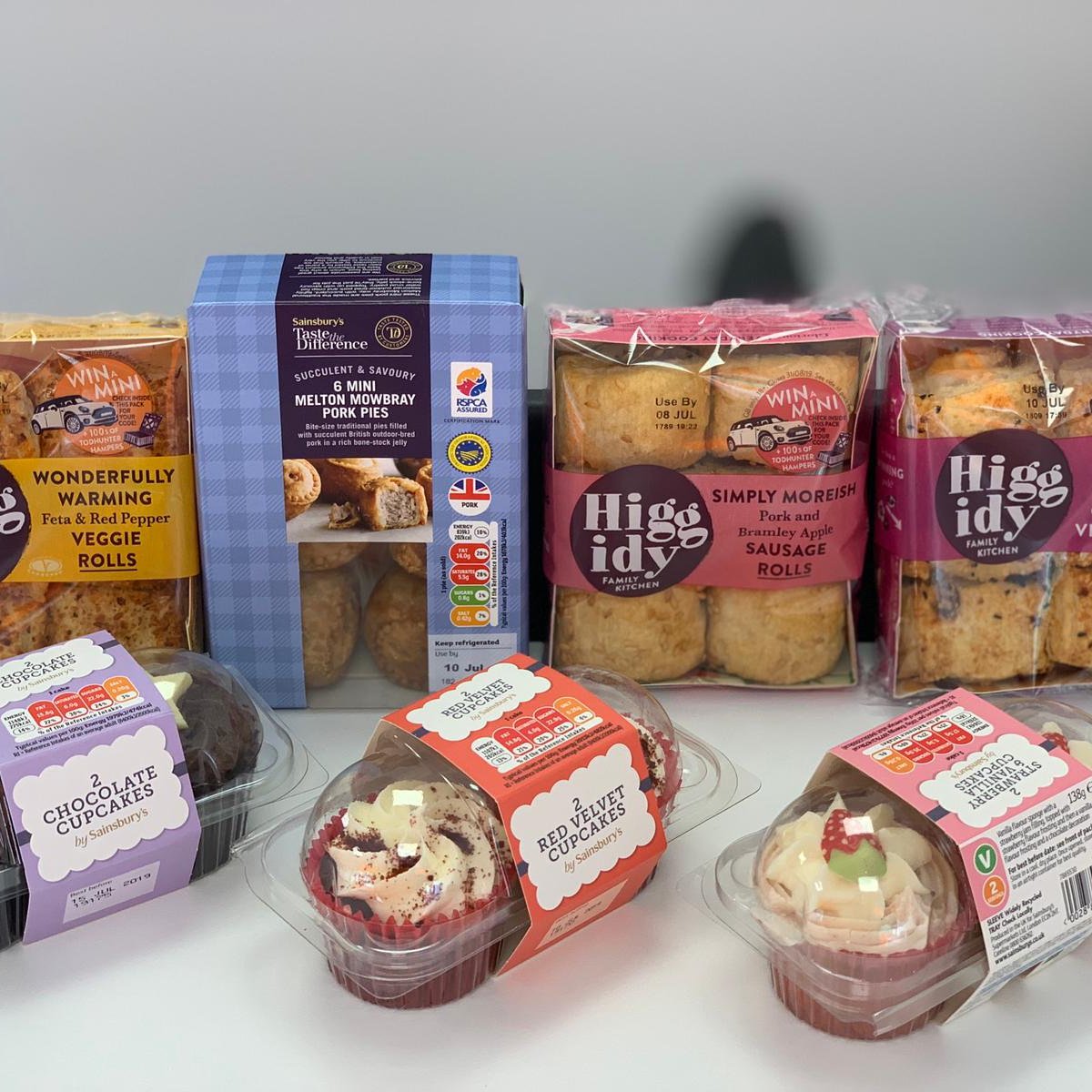 nhpbeeston's tweet photo. Never say no to goodies 😂 https://t.co/i7xBoIZGSg