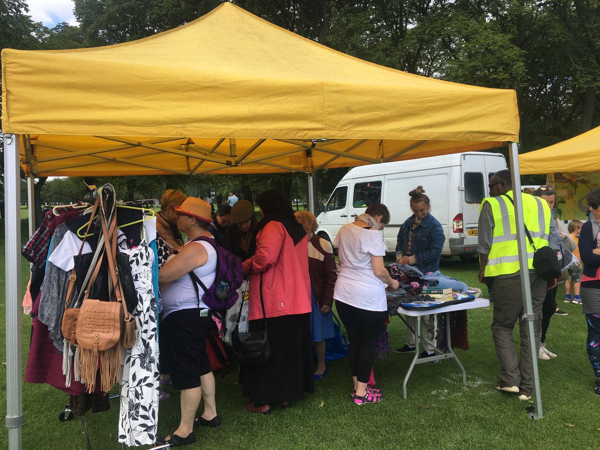 GreenerGranton's tweet photo. We had a very productive day at #ClimateFestival at the #Meadows last Saturday. Met lots of inspiring, like-minded people and projects. Big THANK YOU to all #SwapShopVolunteers for your hard workπππ and Jean-Matthieu from #CommunitiesForConservation for organising the eventπ https://t.co/6wHCYkrUMt