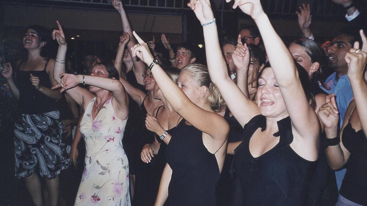 #Abiball - für #Gymnasiasten der krönende #Abschluss der #Schulzeit. Doch so eine pompöse #Feier kommt nicht von selbst. Da muss einiges geplant, organisiert und in die Wege geleitet werden:

bit.ly/2YGDQWQ