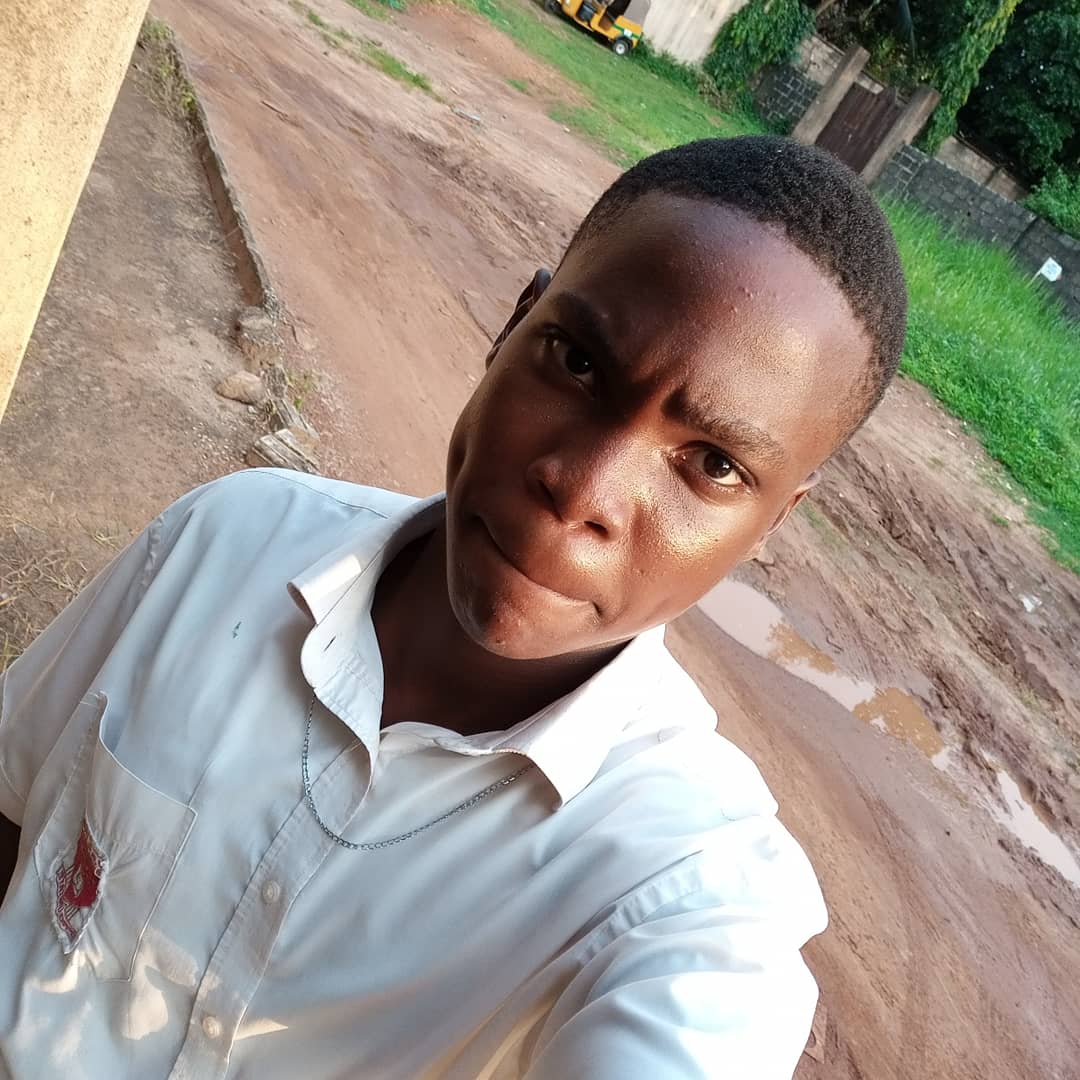 danielchiemelu's tweet photo. Tuesday
#blessed_up
#last_days
#fgce https://t.co/6Eu5Y0GMKv