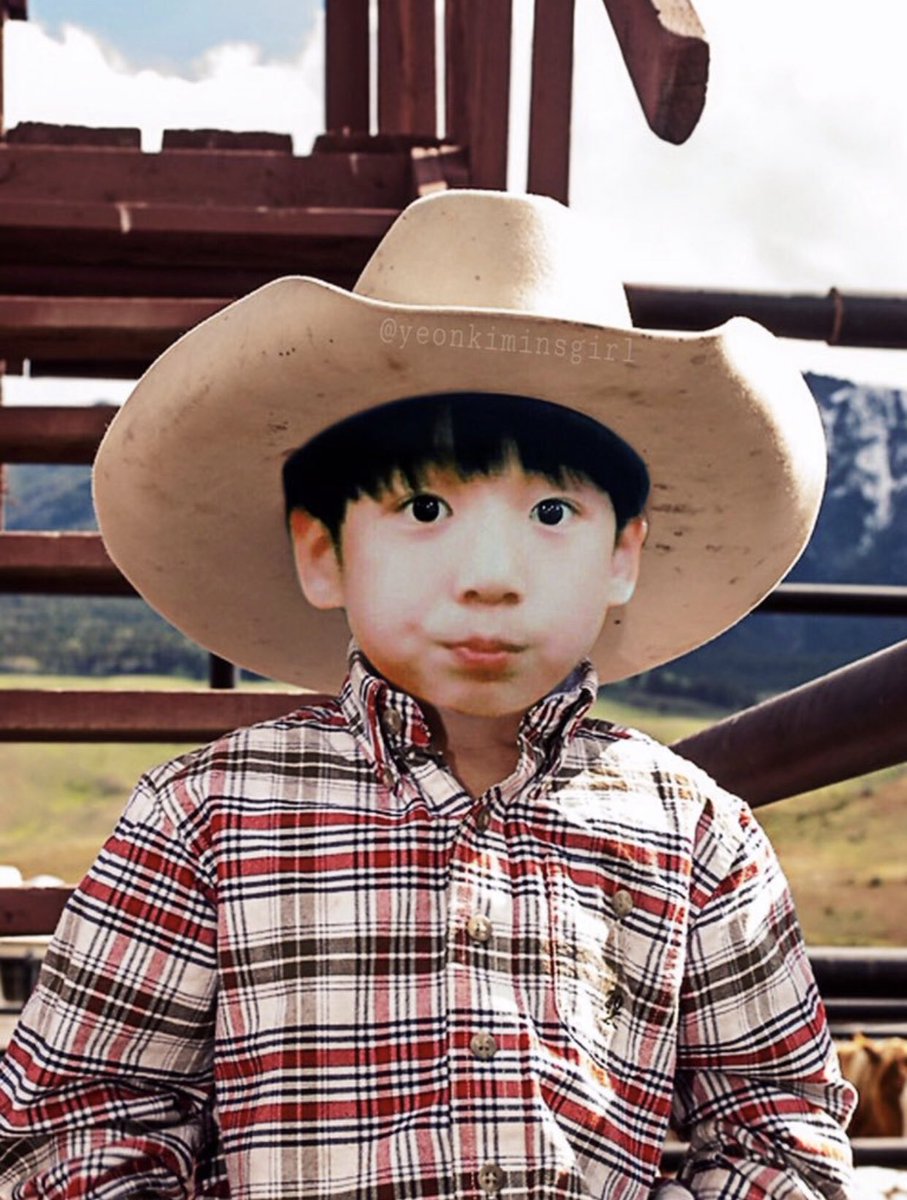 myhopeworldd's tweet photo. OKAY BUT LIKE IMAGINE IF BTS CAME BACK TO TEXAS AND PERFORMED AT THE AT&amp;T STADIUM 🤩@BTS_twt #BTS_TEXAS #BTSxTX https://t.co/DTH7lmLUea