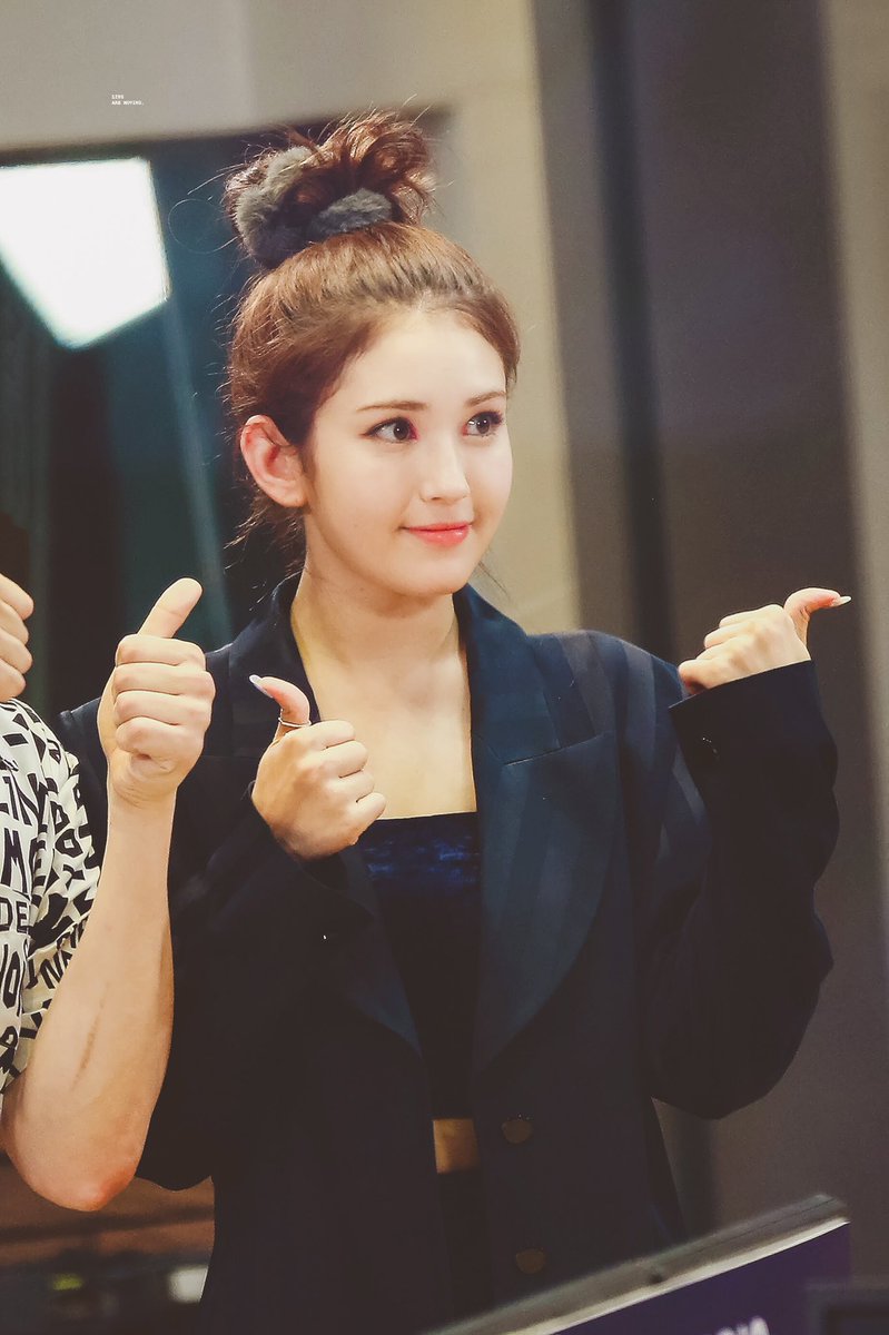 190627 산들의 별이 빛나는 밤에
-
👀✨

#전소미 #소미 #Somi