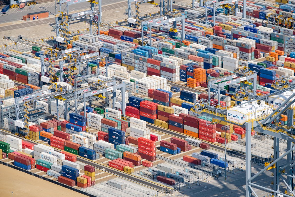 UKMajorPorts's tweet photo. Gateways to value: Ports can create real value for supply chains. Ports customers
& their customers told us how. A key factor is the direct relationship with
the port - both physically and, increasingly, digitally. #ports #supplychainvalue #logistics
https://t.co/HAGCbJg5RR https://t.co/6JQInFoMAR