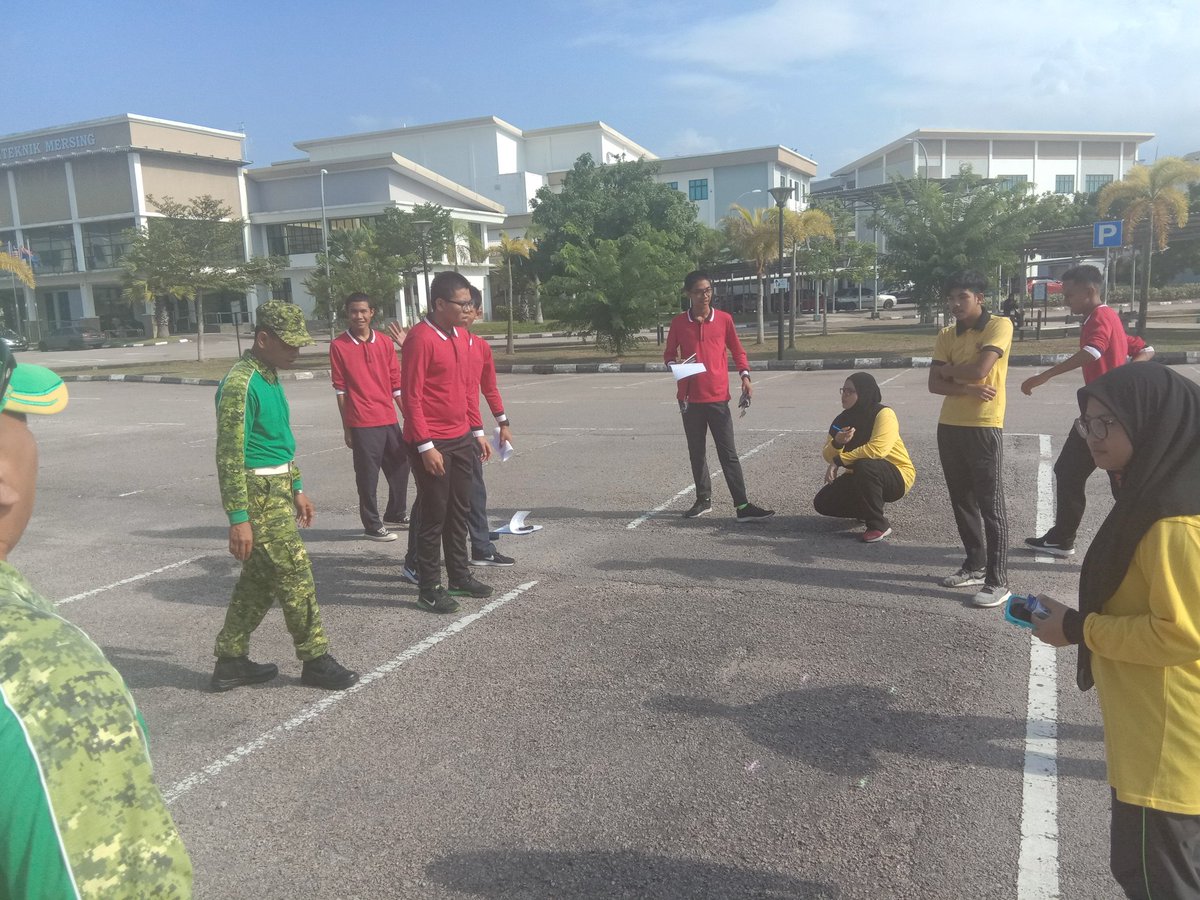 RELASISPMJ's tweet photo. Pemeriksaan Kecergasan
#Larian2.4KM
#TekanTubi
#LariUlangAlik
#LompatJauhBerdiri

TARIKH : 10 JULAI 2019 (RABU)
MASA : 3.00 PETANG
TEMPAT : PERSEKITARAN PMJ

@zulkifliabidin @Roslannong @kamarudin_rapig @msrz81 @SunanNazman @normanosak @nurazmi8485 https://t.co/Lk2PtiZpzK