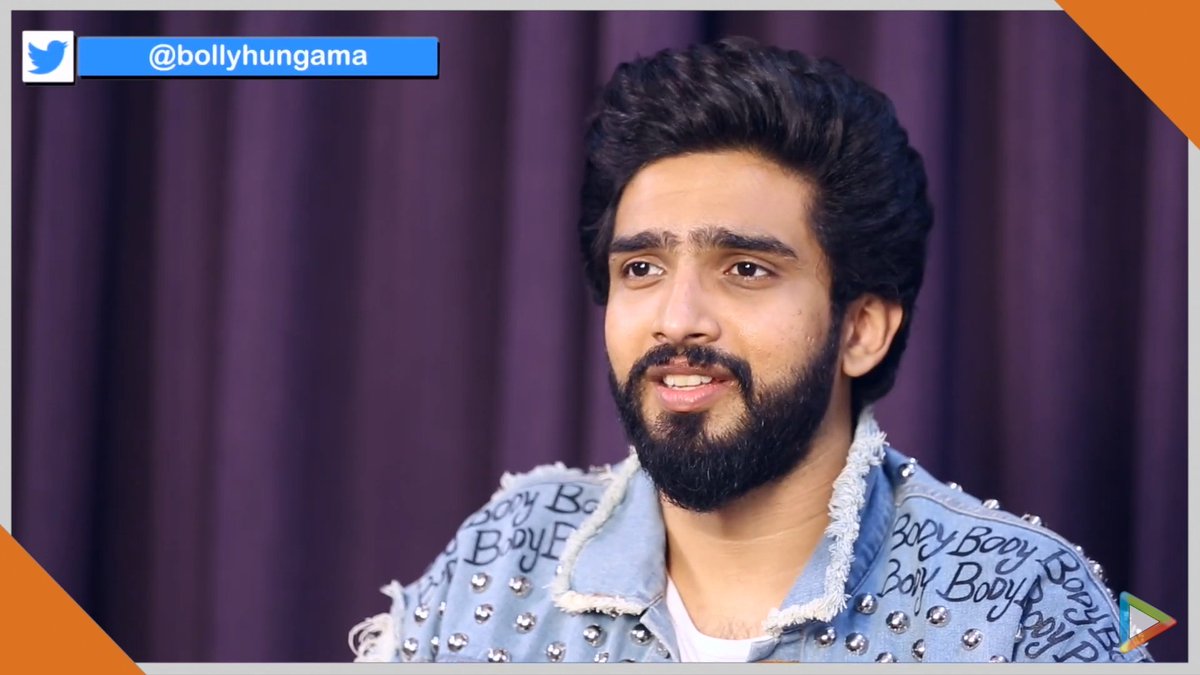 Priyal_krusher's tweet photo. 'Jo cheez honest hoti haina woh audience pakad leti hai' @AmaalMallik haha you just said it all.🙌🏻💕

New interview, New jacket and that wide smile on your face.😍

I love listening to you while you speak and explain everything🙈💕

65 songs in past 5years? Wow😱😍

#TeraShehar https://t.co/H9D7bWFyL3