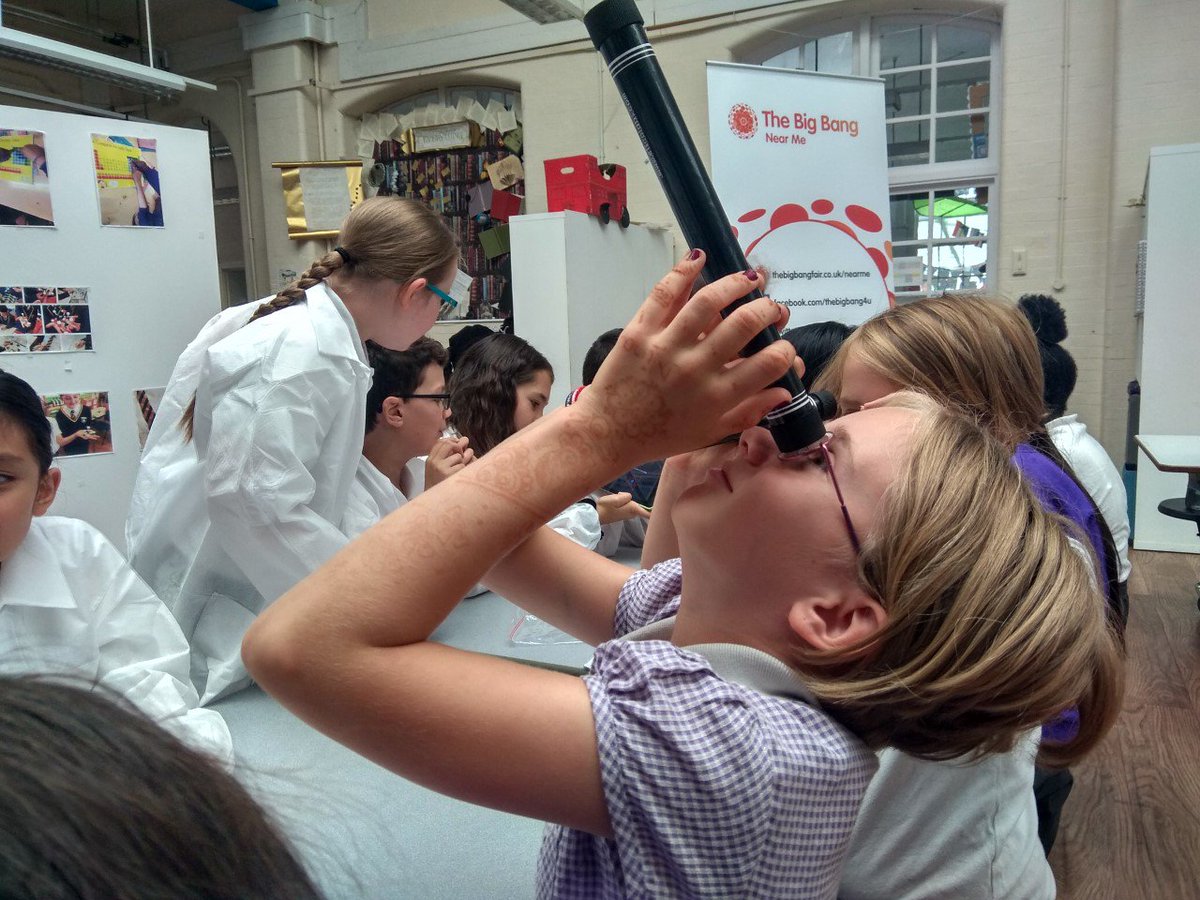 HPA_Philip_Lane's tweet image. Our &apos;All Is One&apos; workshop is going down a storm this morning. Our scientists have been brilliant and the children are enjoying their demonstrations!
#HPAPLScience