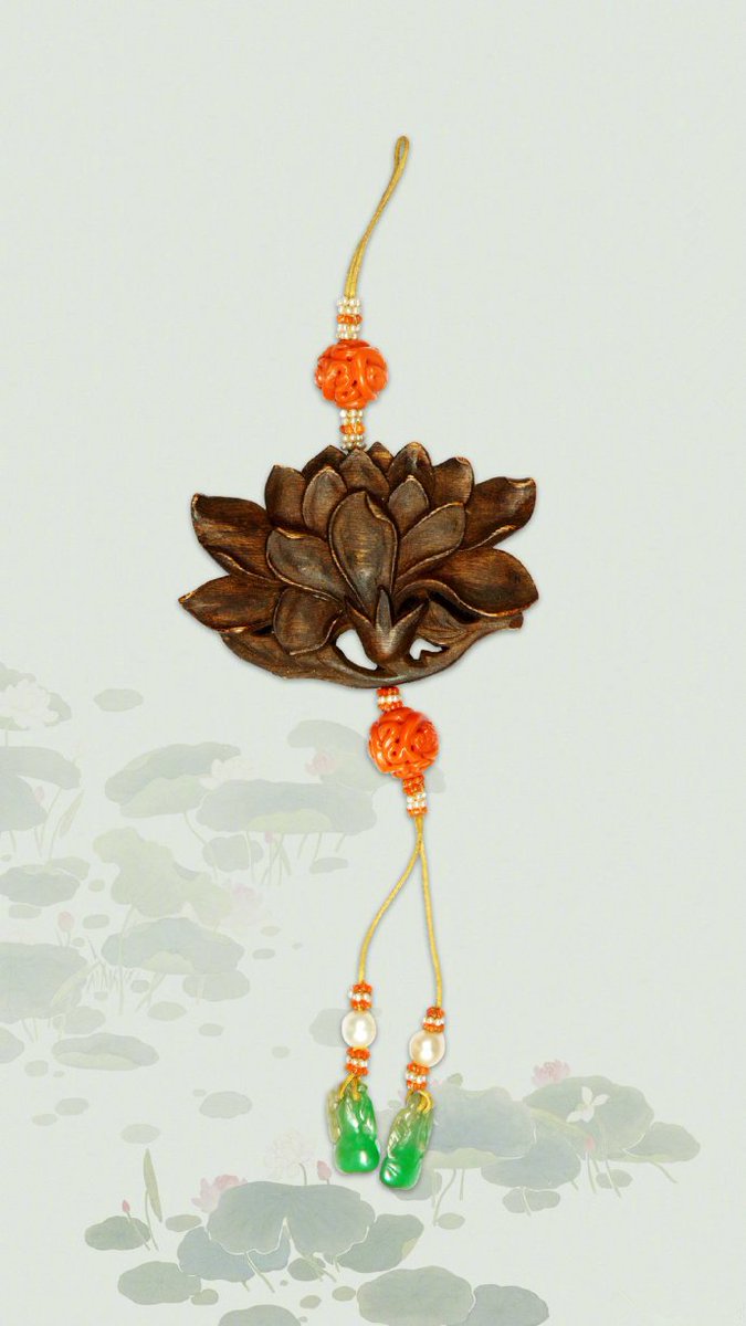 ChinaDaily's tweet photo. What does summer look like in ancient China? The Palace Museum in Beijing shared a range of photos featuring its collection of lotus-themed relics on its social media platform, as a way to celebrate #summer. https://t.co/gQudV3IMeK