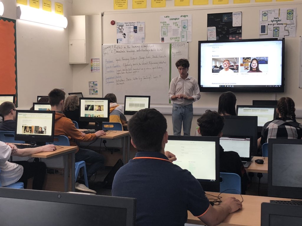 stowuplandsci's tweet image. Do you know there are 11 different degrees on arguing? Year 12 do now thanks to Jacob from @unifrog #deeplearningday