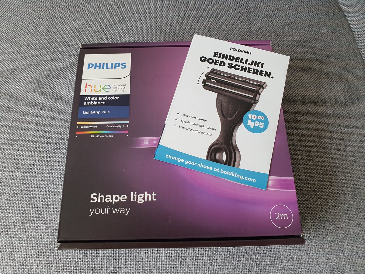 mgvmacke's tweet photo. Blijkbaar kopen voornamelijk mannen @Philips Hue dingen, toch @Coolblue_NL ? #marketingmislukt https://t.co/45MgqmpZwS