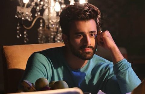 itsalifes's tweet photo. Wish u a Happy Birthday @pearlvpuri sir ❤
Birthday mean a fresh start, a time for looking back with gratitude at the blessings of another year🎉🎊💖 @pearlvpuri 
#pvp #HappyBirthdayPearl #Ragbir #bepanahpyar #mahir #nagin3 ❤ @pearlvpuri 💖💖💖 https://t.co/GdsvOGo8G7