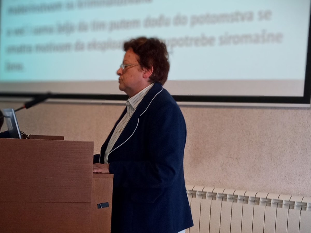 ombudsmanapv's tweet photo. Dr Zorica Mršević: Surogat materinstvo - žene u fokusu. #surogatmaterinstvo #proetcontra https://t.co/PqQmHGXOnX