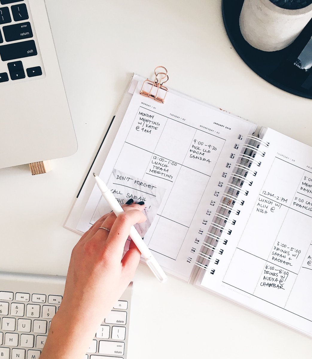 When you are a freelance worker, it is important to take steps to avoid burning out, especially in the creative sector. Here are some of the best ways to manage the stresses that come with freelance employment.

lnkd.in/dzCnvSB 

#WednesdayWisdom #WednesdayMotivation