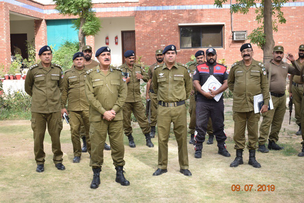 Multan Police Official 👮 tweet media