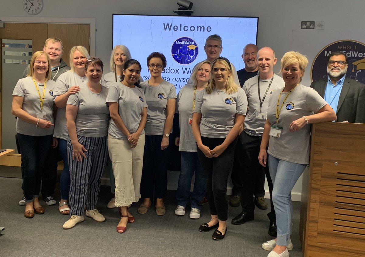 AthinyaaAshok tweet media