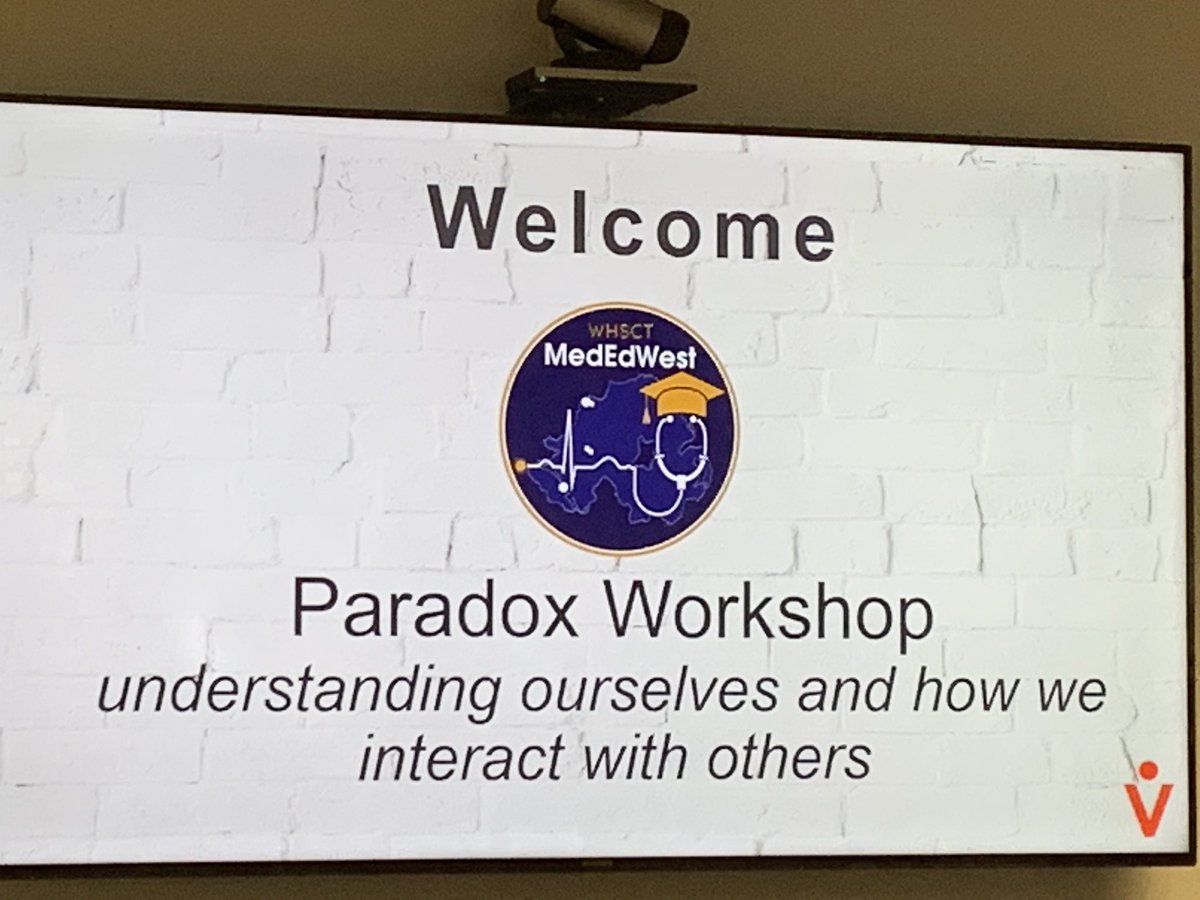 AthinyaaAshok tweet media