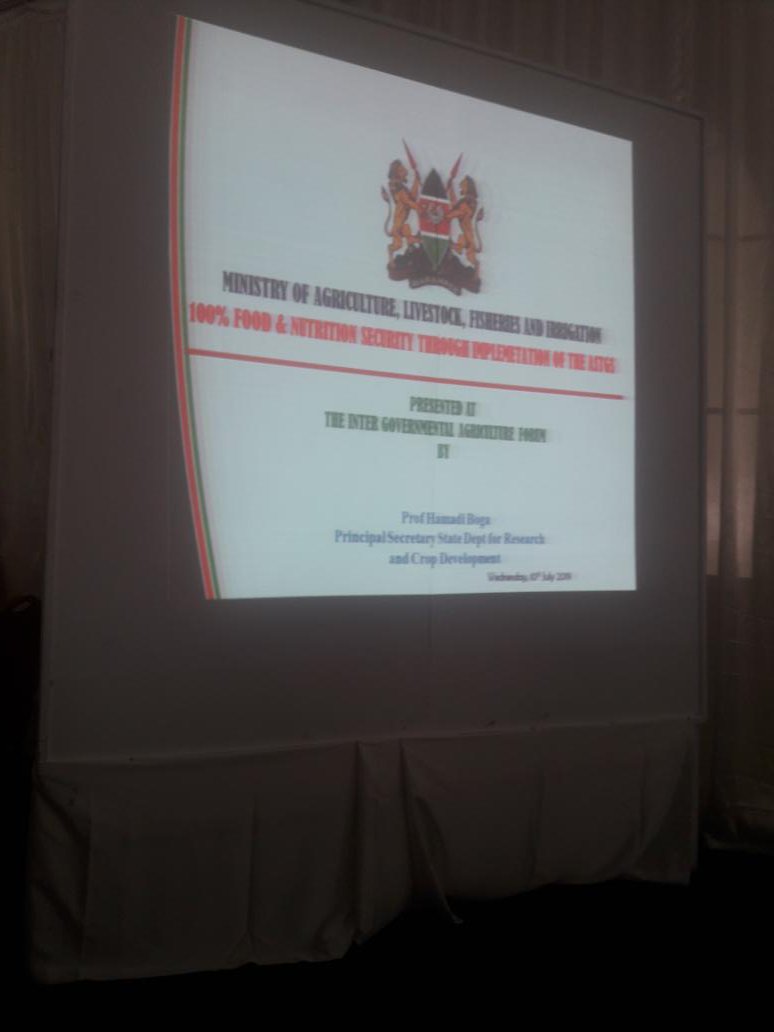 The Kenya Agriculture Growth Strategy has been launched. A 10yr strategy.  <a href="/NLinKenya/">Netherlands Embassy in Kenya</a> is actively supporting 3 of the 6 identified valuechains- dairy, fish &amp; potatoes.  @SNV_AGRI <a href="/3RKenyaProject/">3R Kenya</a> <a href="/lizzKiamba/">Elizabeth Kiamba</a> @APF_Kenya <a href="/mwangekiunjuri/">CS Mwangi Kiunjuri</a>