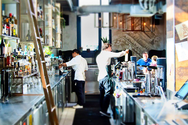 RsiTerry's tweet photo. Lets us educate your managers. Common mistakes that restaurateurs make? Not having enough operating capital, not understanding margins, lack of staff education, etc. #RSIClient https://t.co/LQDglcYDDB