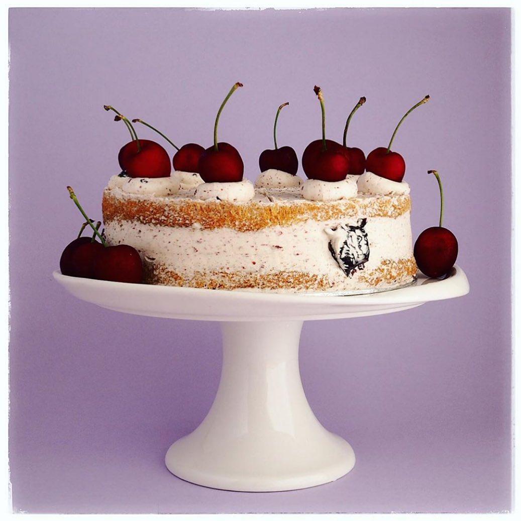 VisitBrogdale's tweet photo. Local Kent baker @jobobakes will be demonstrating her beautiful cherry bakes at Cherry Fair! π
Join us in our demo kitchen, watch boards for demo times on the day.
Online tickets 10% off in advance! https://t.co/Pde5N1bJii
#cherryseason #cherryfair #kent https://t.co/ocAb2TSgjl
