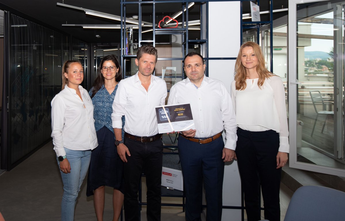 neos_hr's tweet photo. So proud and happy! From today, Neos is a certified Run friendly Employer! Thank you @RunCroatia for sharing your vision with us. https://t.co/mPjUPt3Zvp
