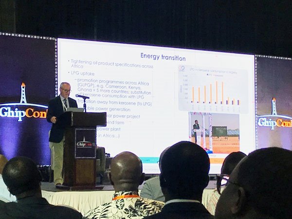 CITACAfrica's tweet photo. CITAC Managing Director Gary Still addressing delegates at today’s bustling Ghipcon 2019 conference in Accra where the Vice President of Ghana kicked off proceedings

#ghipcon #cbod #npa #africadownstream https://t.co/wq62kYbe5W