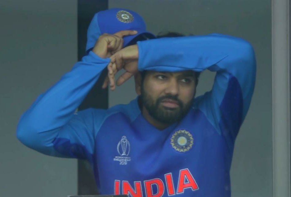 648 runs, 5 centuries. This man gave his best to take India to the semis making them the Table Toppers. Don't be sad Rohit Sharma. You're a champion 👏👍🙏 #INDvNZ #INDvsNZ #CWC19 #HITMAN