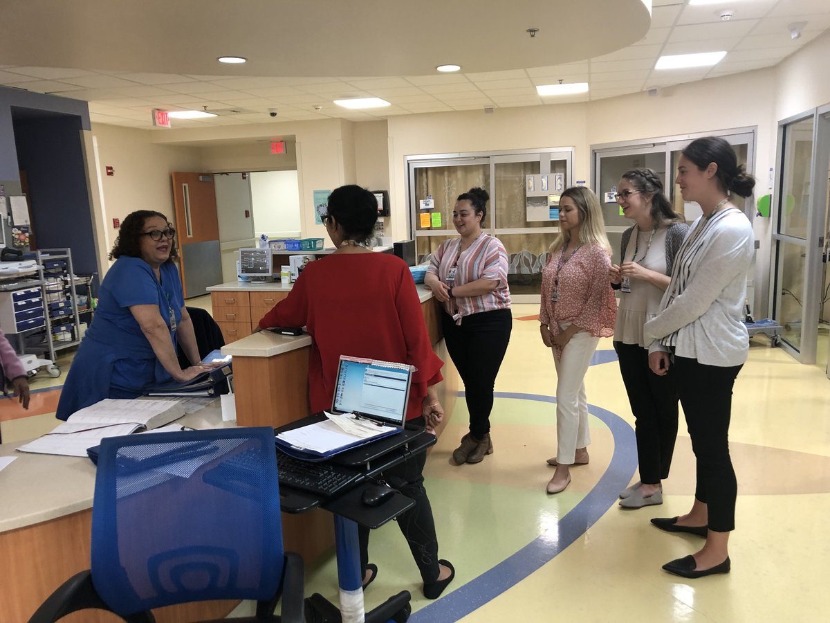 ChildLifeUnited's tweet photo. Touring San Jorge Children’s and Women’s Hospital in Puerto Rico! 🏩 #childlife #childlifestudent https://t.co/bUqeYSmbLC