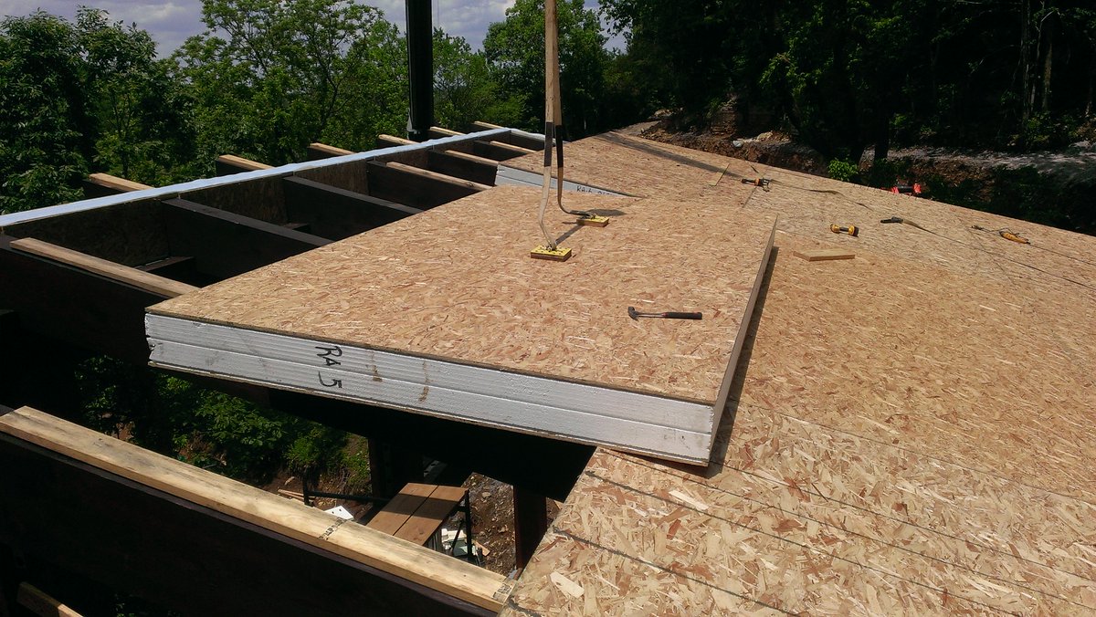 Panelwrights's tweet image. Building with SIPs?
Call Panelwrights! 

bit.ly/2NMPJcN

#structuralinsulatedpanels #SIPconstruction #SIProof