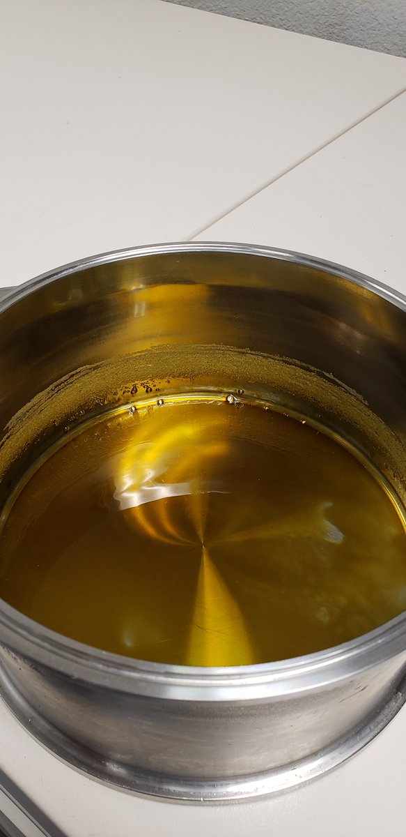 PureMagicGroup's tweet image. Happy 710 🙃 Cannasapiens! Here is a sneak peak at what we have going on here that is purely magic! ✨

#PureMagicGroup #FeeltheMagic #TastetheMagic #GotMagic
#710Day #SmokeResponsibly #Oil #Concentrates #Vape #710Life #710Society #Terps #Washingtonweed #Crystals #Dab #Dabnation