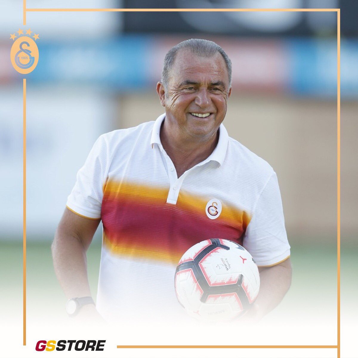 GSStoreBursa's tweet photo. "Arkadaşlar, biz adı geçenlerin pek çoğuyla rakip bile değiliz, aynı şeyleri hiç yaşamadık.Aynı yollardan yürümedik, aynı yollardan da geçmedik, benzer başarılarımız da yok.Üstüne üstlük, rütbemiz de farklı" 
FATİH TERİM
💥Tişört 119,99TL
#Galatasaray #FatihTerim #GSStoreBursaFSM https://t.co/YZyhXS5oXi