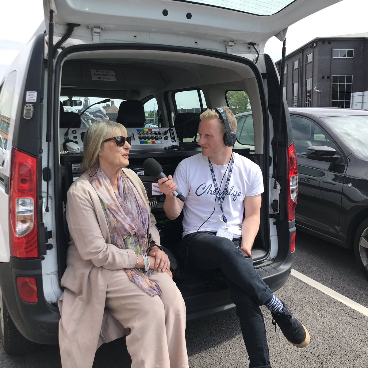 Thanks to @DaveHarrisonBBC from @RadioHumberside for coming along and having a chat with Robert’s daughter Janie Rayne live for Burnsy’s morning breakfast show