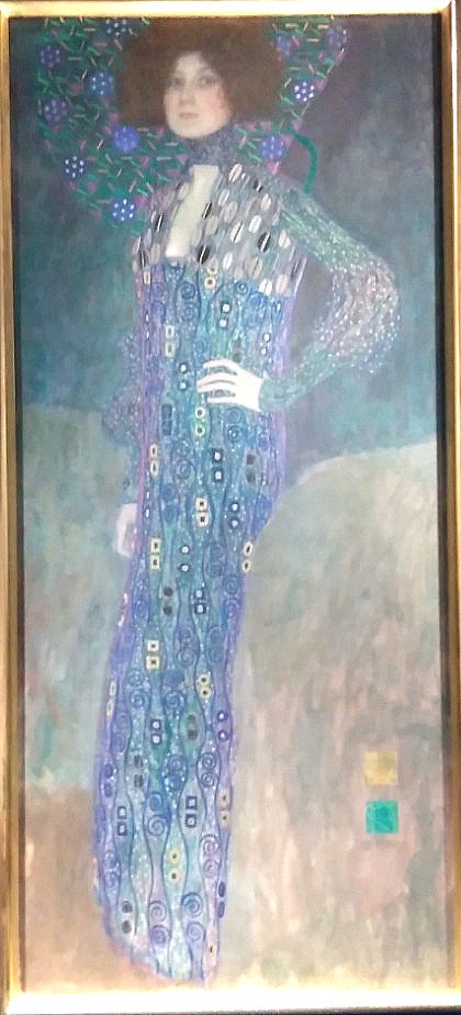 Uzivatel りび 既刊フロマ リアル引っ越し中低浮上 Na Twitteru 今日はちょろっと親友と国立新美術館にウィーンモダン展に行ったんですが 19世紀末のウィーン分離派への流れに至る絵画を並べてあって シーレとクリムトをババーンと人寄せパンダにしなくても良かった