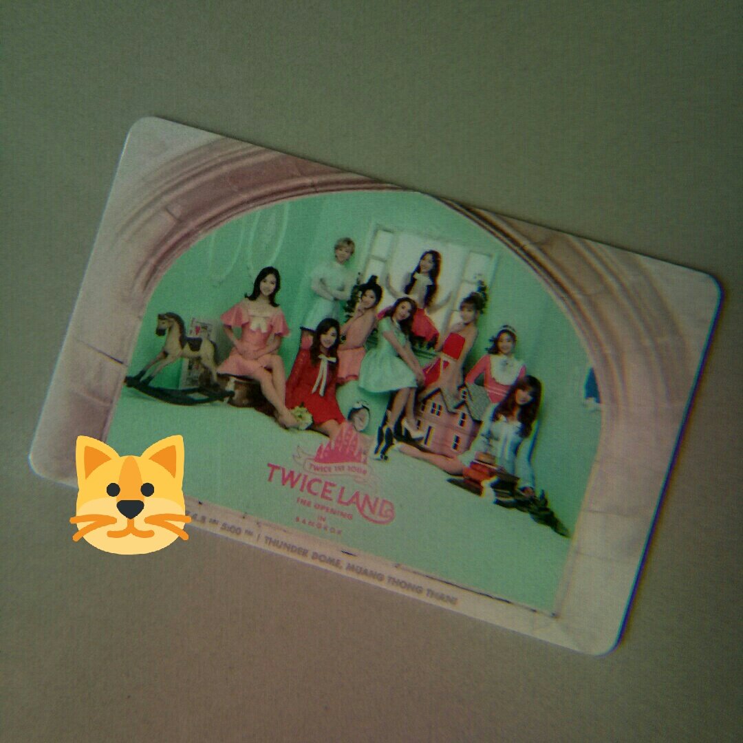 pojisummer's tweet photo. (ขาย) บัตรแข็งคอนแรก #twiceland
- 250 รวมส่งแล้ว ต่อรองราคาได้ สนใจดีเอ็มมา���ด้เลยค้าบ

#วันซ์สายเปย์ #ตลาดนัดtwice 
#ตลาดนัดทไวซ์ https://t.co/cbldjDvdQM