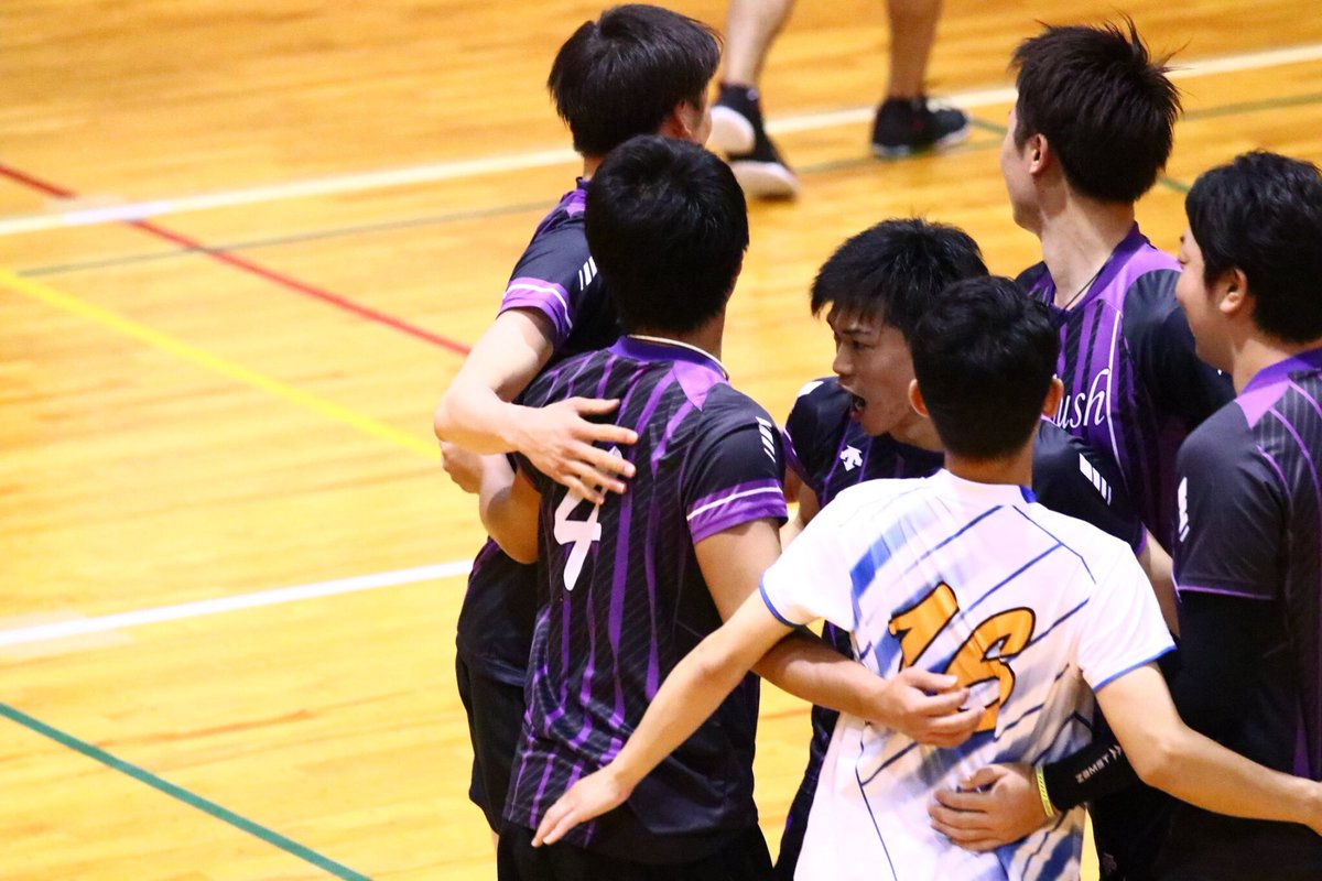 yuki_volleyac's tweet photo. 志段味スポーツランド
2019.7.7
#Vellpush #天皇杯愛知県予選2019 https://t.co/dVqQbUOeuu