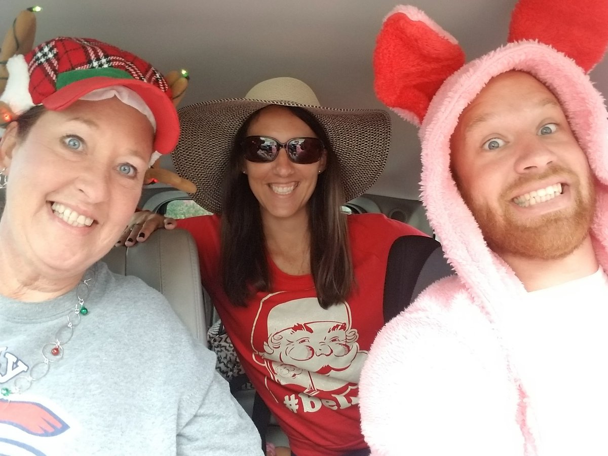 mrsdrewscrew's tweet image. All we want for Christmas in JULY is FREE LUNCH! #utchov #2019utc #drewcrew @sdrewteach @mrsvdrew @upstatetech