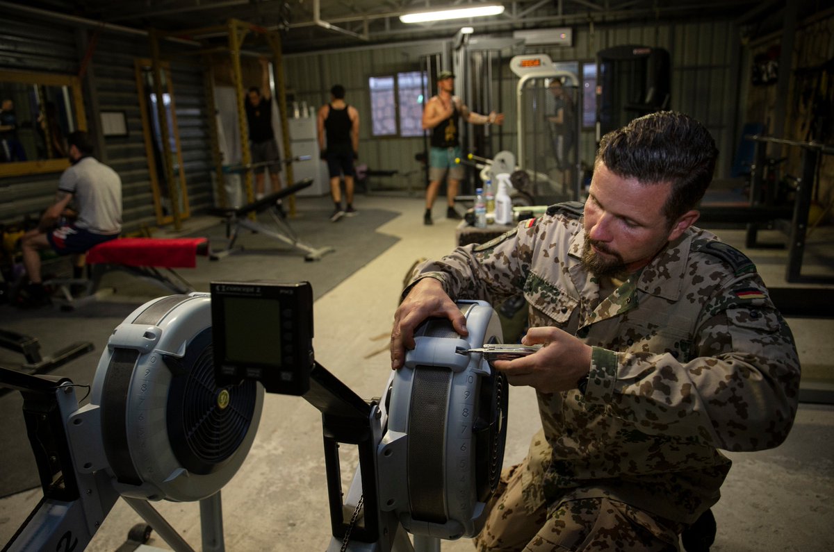 bundeswehrInfo's tweet image. #ResoluteSupport - Mit dem Admin-Feldwebel Rene unterwegs im Camp Pamir. Mehr seht ihr im Fotoalbum auf Facebook: bit.ly/Fb_Kunduz @NATO @ResoluteSupport #embeddedcommunity #mission