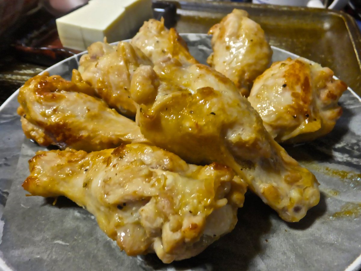 WonderYAMAMOTO's tweet photo. 今夜のチキン。お腹いっぱいです。 https://t.co/vXAiZCGXFq