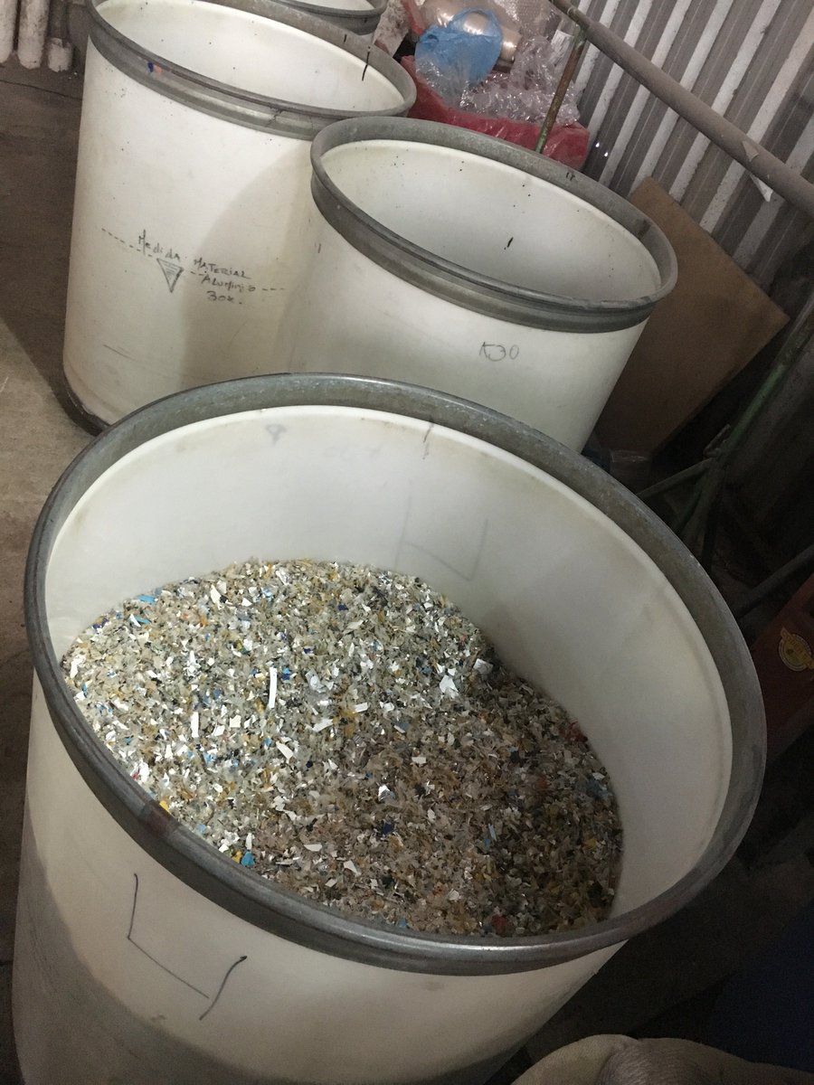 ONUDI_conosur's tweet photo. ♻️ONUDI visitó la planta de reciclaje de URUPLAC ganadora del premio #UruguayCircular en la categoría #Mipymes en el marco del programa @PageUruguay Esta empresa busca dar una 2da. oportunidad al uso de #residuos que tienen como único destino el vertedero. https://t.co/HpMDfAFHmv