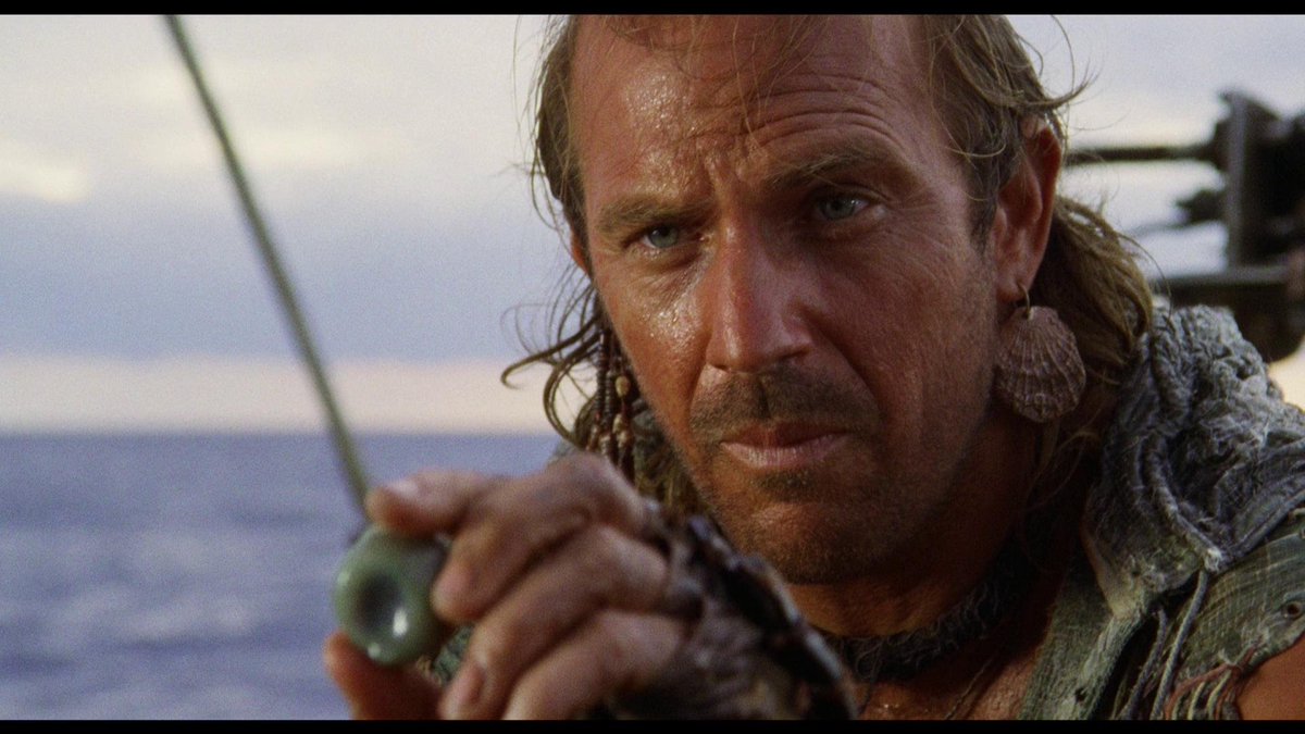 MattedScreen's tweet image. Watched #Waterworld for the 4th time this year with @UniversalPics's #4KUHD release! It may top @ArrowFilmsVideo's A/V presentation but it doesn't match the bonus features package. Not by a long shot. My @highdefdigest Review: ultrahd.highdefdigest.com/72775/waterwor…