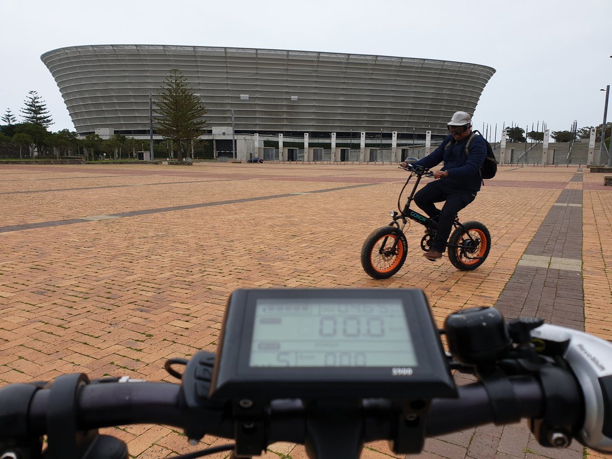 Llew_Johnson's tweet photo. #CapeTown #stadium #CapeTownStadium #FatBikes @GonowEbikes #Note9Photography #TakenWithMynote9 #withGalaxy @SamsungMobileSA #fun #DadGang #nephew https://t.co/DlkD3ILNlO
