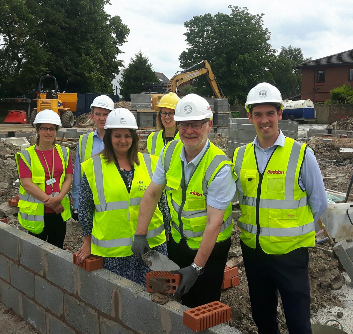 Stephen52635448's tweet photo. Delighted to welcome our esteemed Client @WiganCouncil, @HomesEngland and Councillor Keith Cunliffe to officially commence site works with sod cutting and laying the first brick at our Priory Road and Etherstone Street projects. @yourseddon https://t.co/xbNcMDxWfT