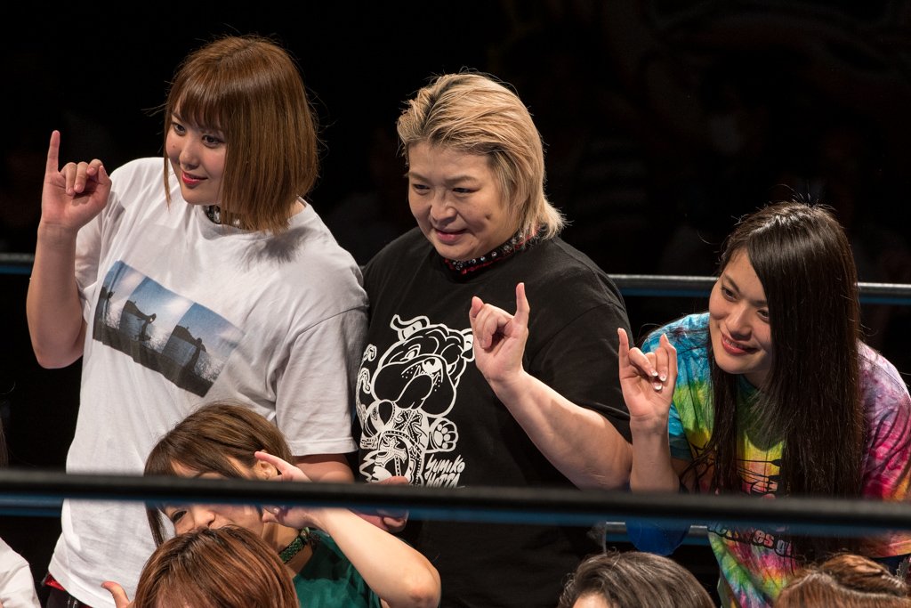 shore_1959's tweet image. 2019.6.27 #ACT41 #アクトレスガールズ 新木場大会
クロージング

#有田ひめか 選手
#櫻井裕子 選手
#堀田祐美子 選手
#入江綾乃  選手
#林亜佑美  選手
#AWG 
#AWGカラーズ
#AWGbeginning
#ACT19062799-06