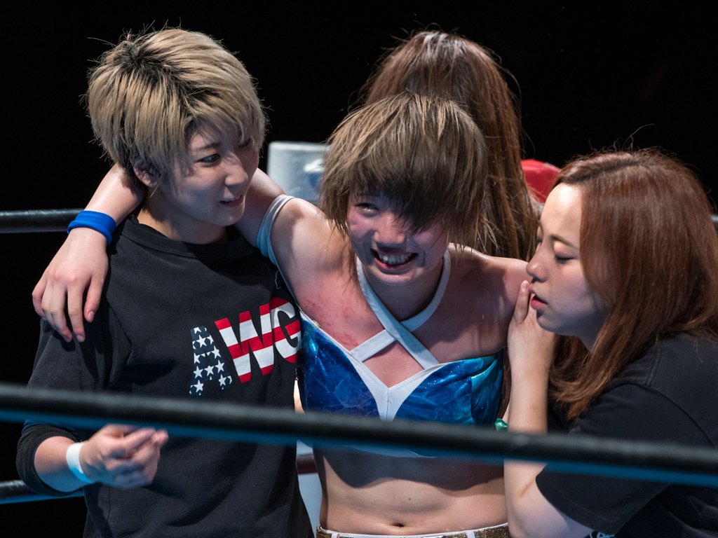 shore_1959's tweet image. 2019.6.27 #ACT41 #アクトレスガールズ 新木場大会
クロージング

#松井珠紗 選手
#松井かわいい
#関口翔 選手
#青野未来 選手
#網倉理奈  選手
#AWG 
#AWGカラーズ
#AWGbeginning
#ACT19062799-08