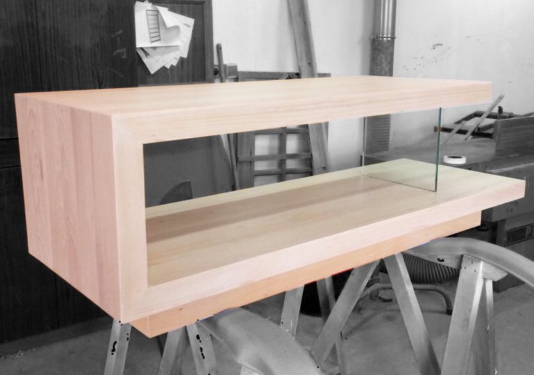 #MeubleTV 📺🛋

Dernière réalisation avant les congés d'été 🙌

Ce meuble télé en chêne massif et verre a été réalisé sur mesure et vient de prendre ses quartier dans une jolie maison du Pays basque 😃

#artisanat #artisan #paysbasque #chene #cma #etiennebois #madeinfrance