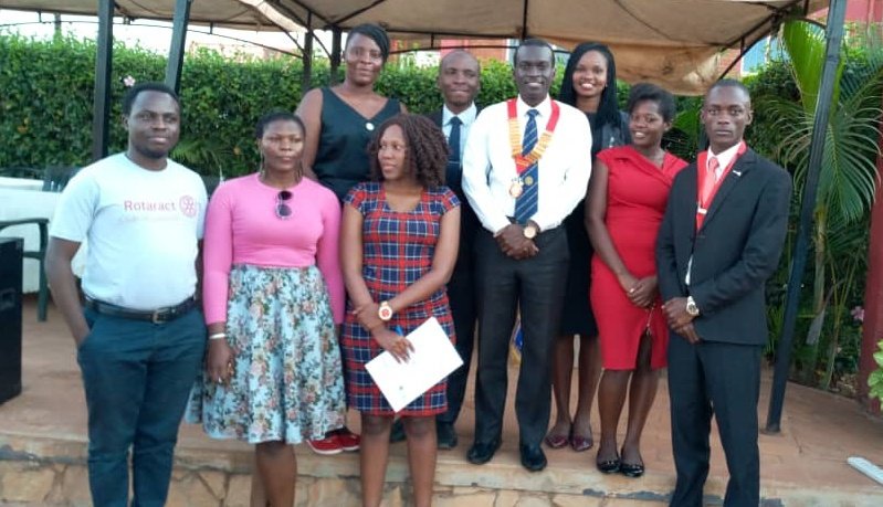 RctLubowa's tweet photo. The Board together with the DRR @JSKiwanuka, Country Chair @iamnyabwana and the ADRR @joan_nairuba during the DRR's Official visit on Monday. It was such a challenging, insightful and awesome day. 
@LubowaRotary 
@RotaryUganda 
@RotaractUganda 
@robertk24 https://t.co/sQAgGDayY5
